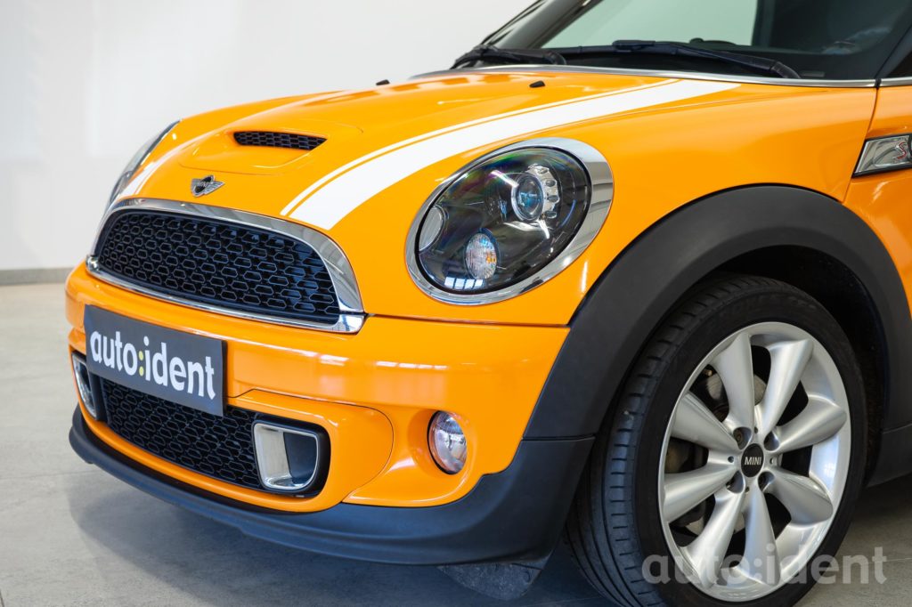 Mini cooper S Cabriolet cab gloss orange