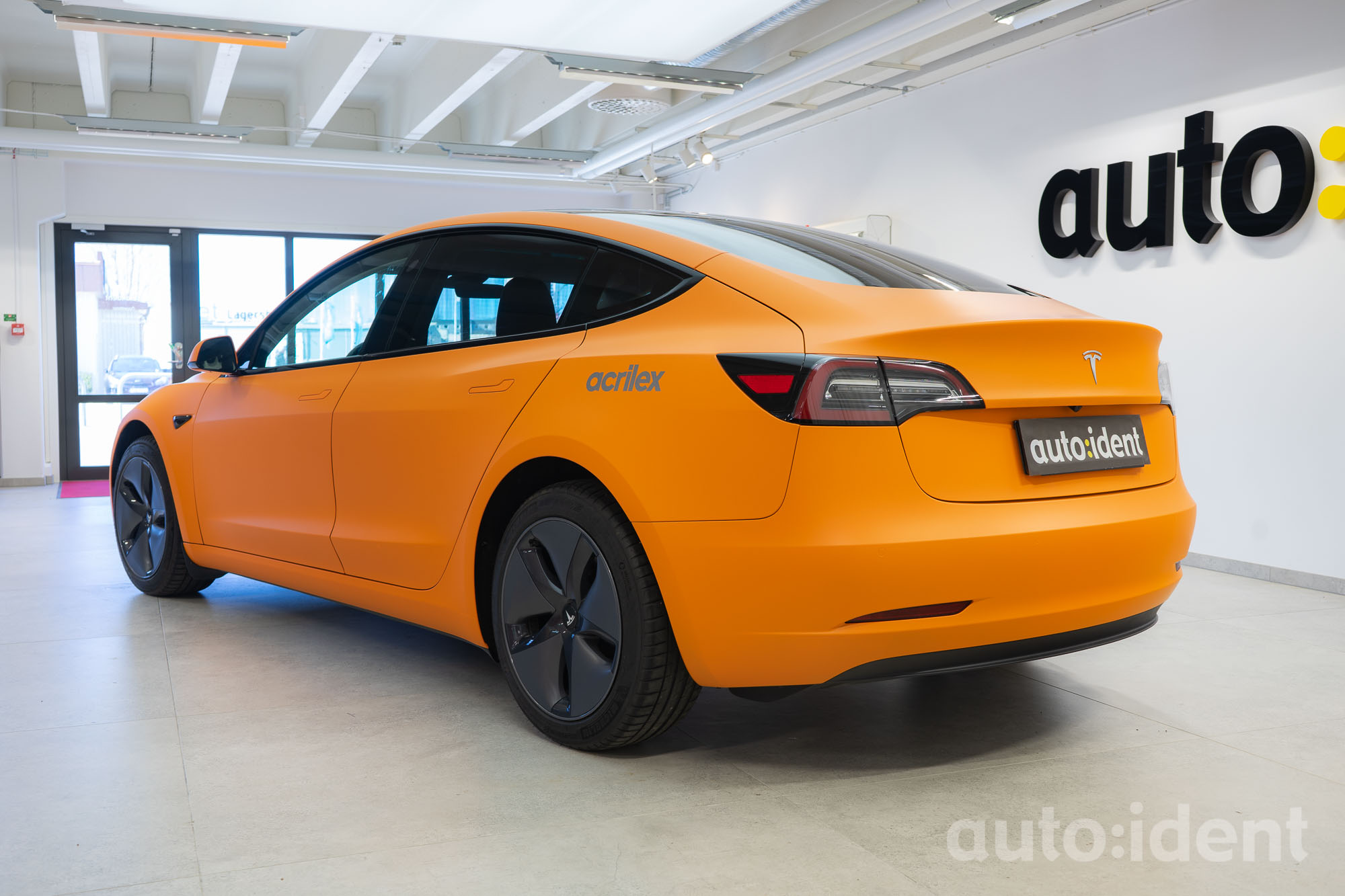 Tesla model 3 Matte orange avery dennison