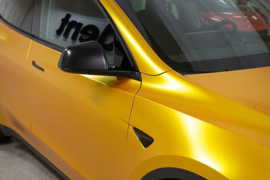 Tesla Model Y - Yellow energetic