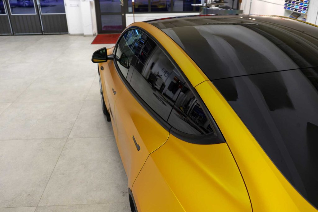 Tesla Model Y - Yellow energetic