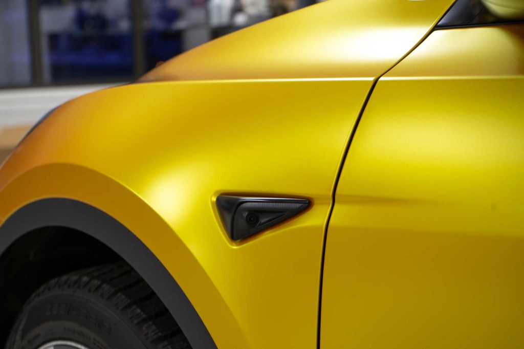 Tesla Model Y - Yellow energetic