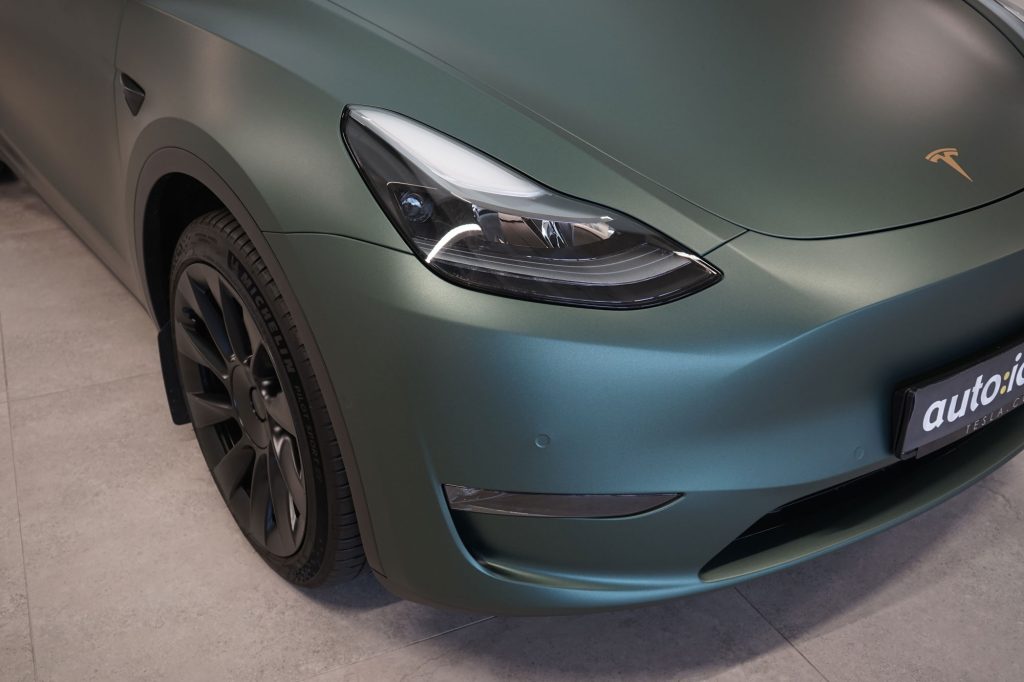 Tesla Model 3 Pine Green