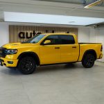 Dodge Ram - PWF Saffron yellow - 3m high gloss black skärmar + stripes