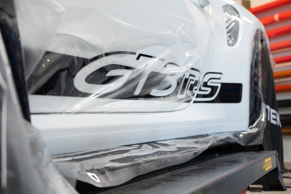 PPF läggs på en Porsche 911 GT3 RS