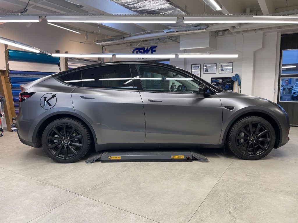 Tesla Model Y - 3M™ Satin Dark Grey