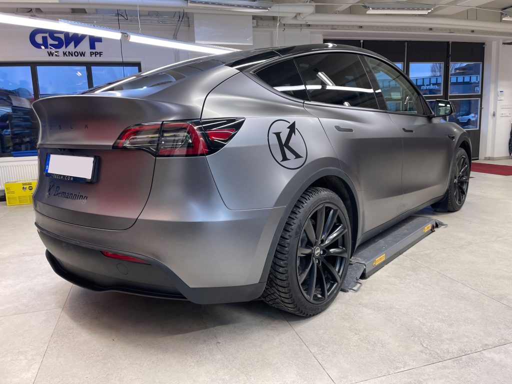 Tesla Model Y - 3M™ Satin Dark Grey