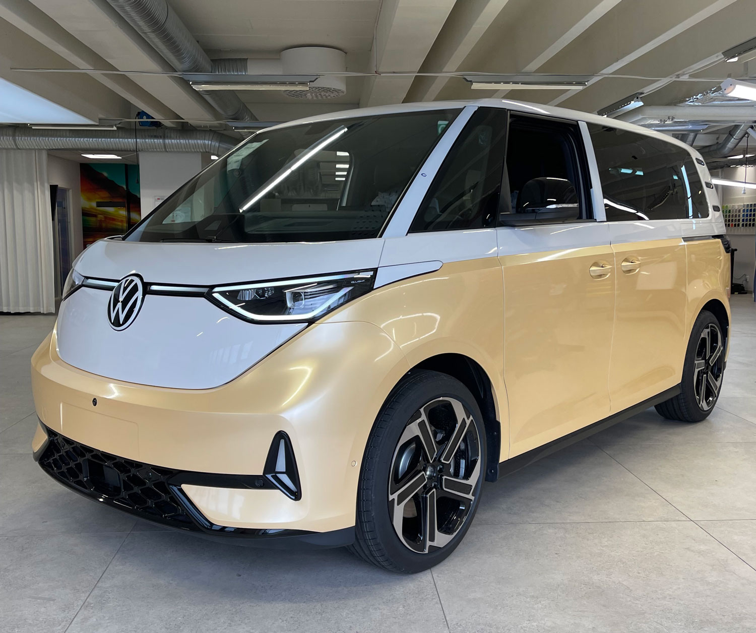 ID Buzz - Champagne Myst