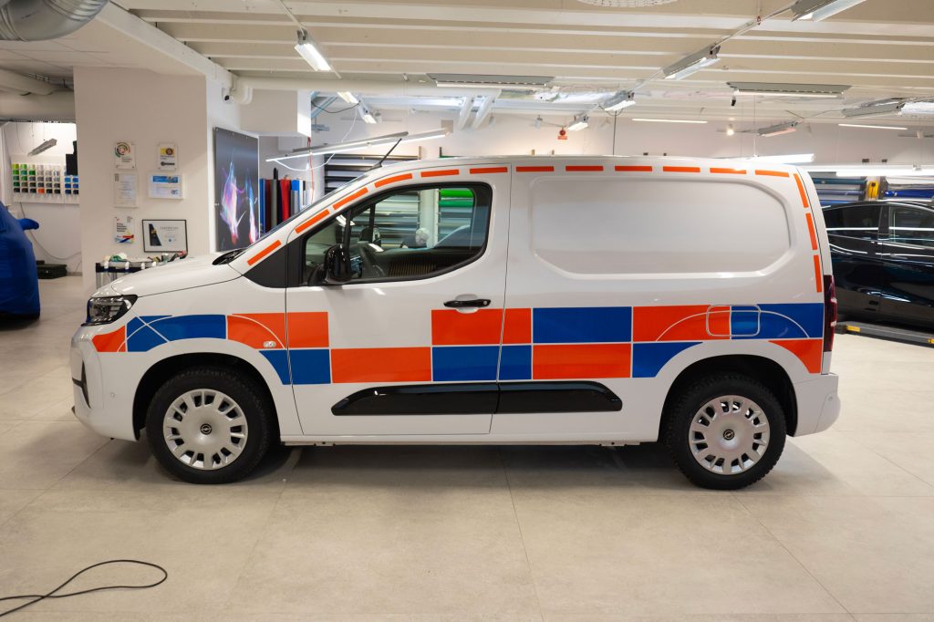 Opel Combo, battenburg