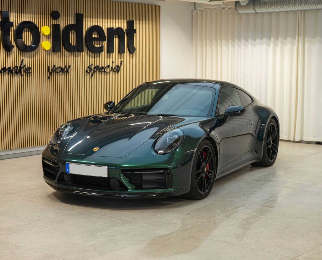 Porsche Carrera 4 GTS - Colored PPF