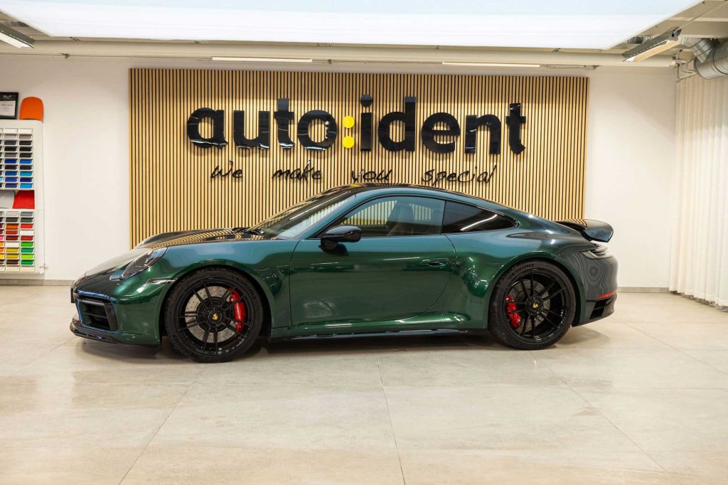 Porsche Carrera 4 GTS - Colored PPF