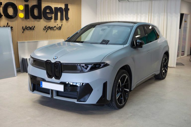 BMW iX3, Matt PPF på hela bilen